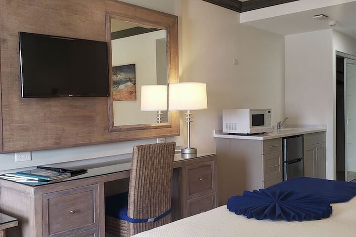 Room 10 of 74