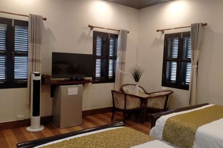 Room 16 of 30