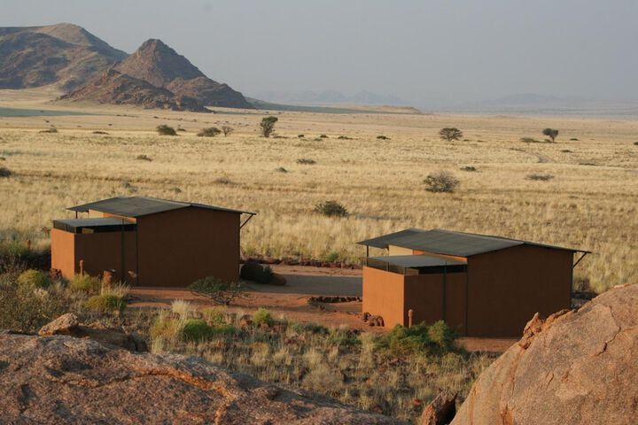 Hotel Entry