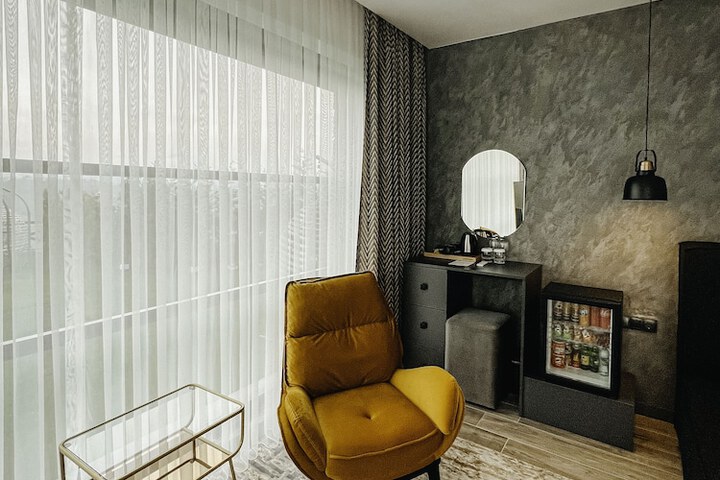 Room 41 of 67