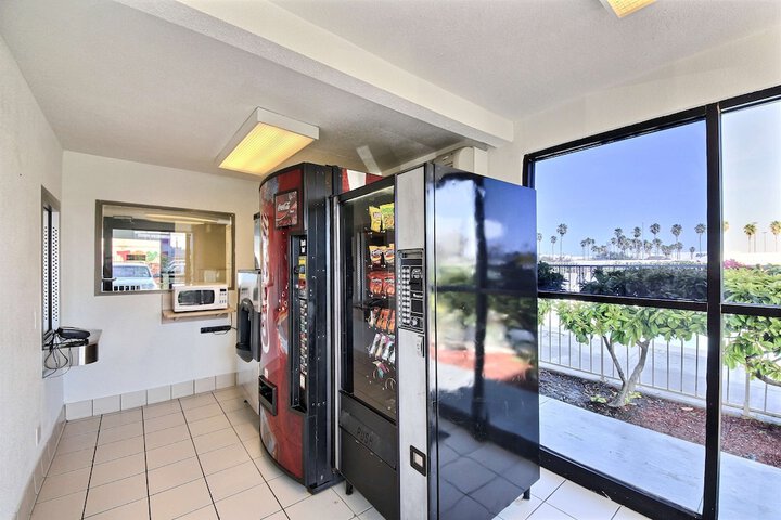 Vending machine