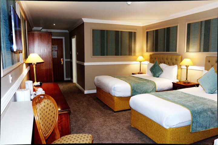 Room 13 of 41
