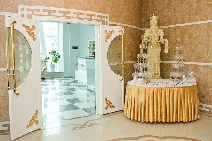 Hotel Interior 7 of 54