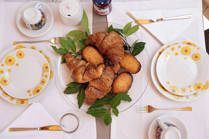 Breakfast/Coffee Service 13 of 16