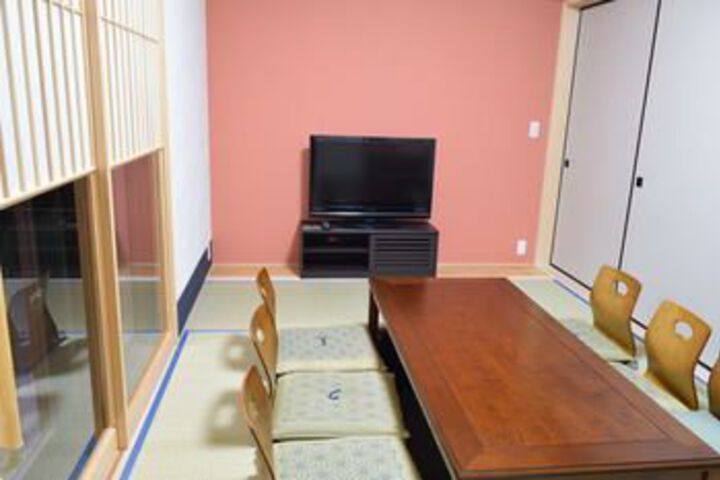 Room 29 of 33