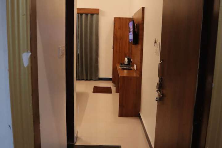 Room 28 of 54