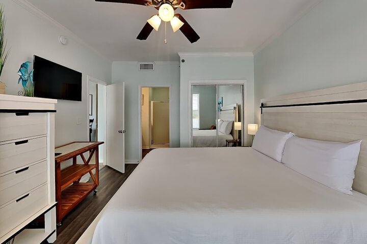 Room 2 of 27