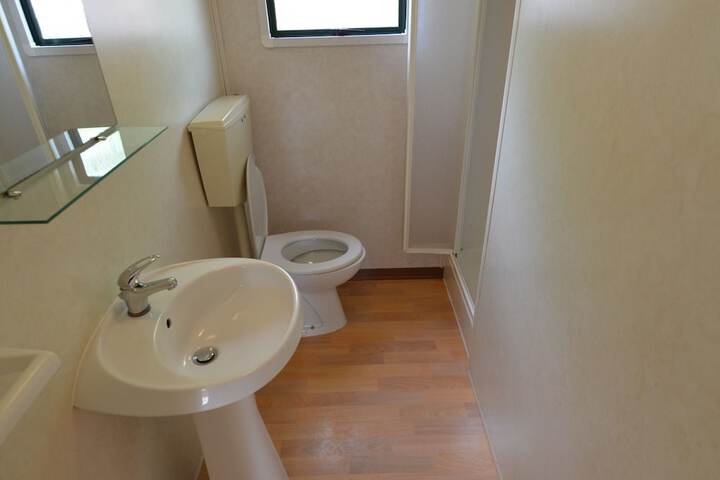 Room 10 of 40