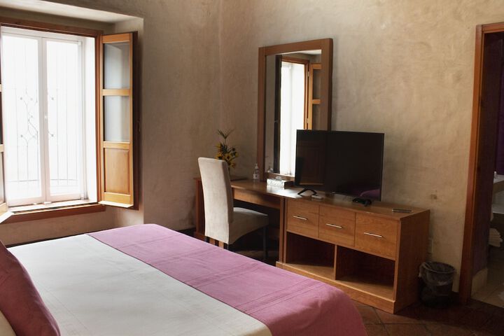 Room 15 of 60