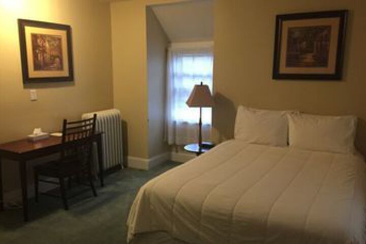 Room 14 of 48