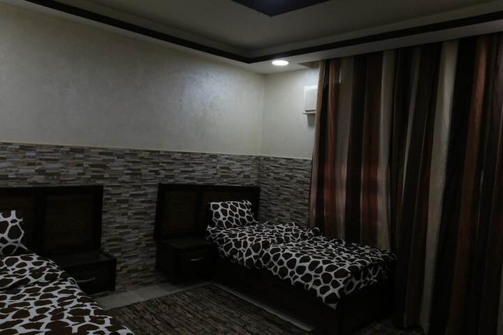 Room 16 of 50