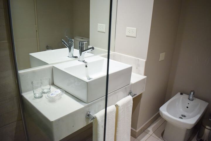 Room 42 of 74