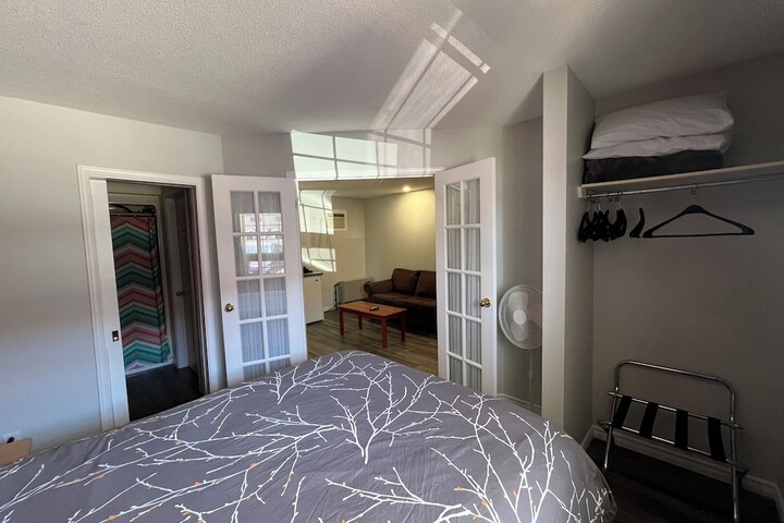 Room 28 of 118