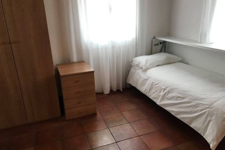 Room 49 of 58