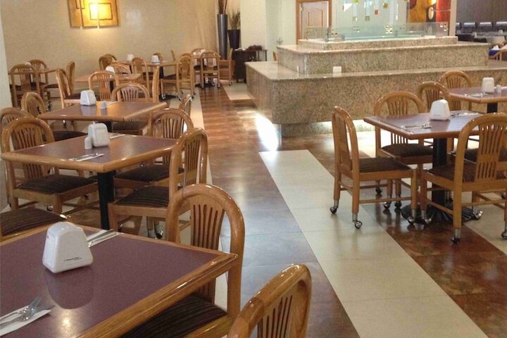 Dining 50 of 74