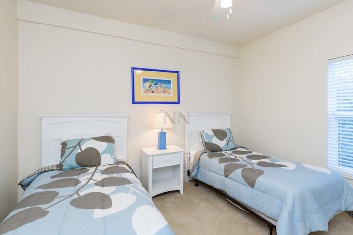 Room 5 of 21
