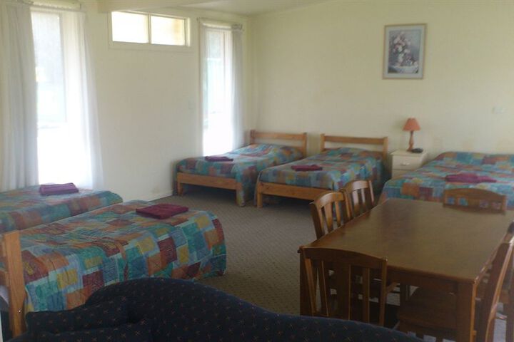 Room 7 of 17