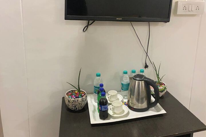 Room 6 of 26