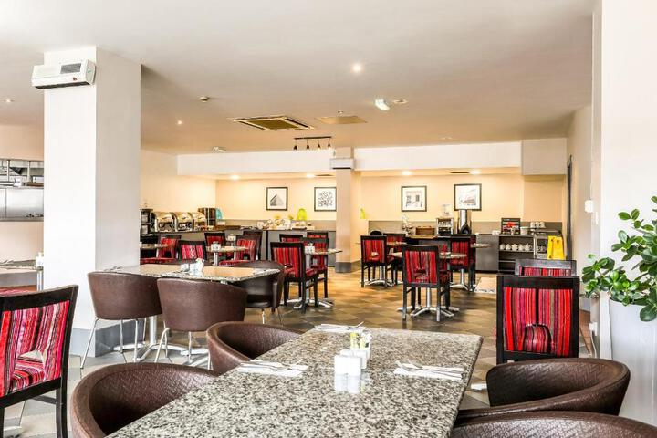 Dining Photos
