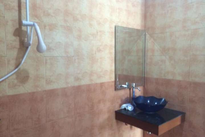 Room 14 of 37