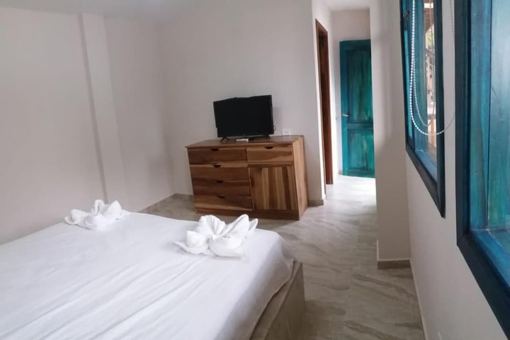 Room 10 of 52