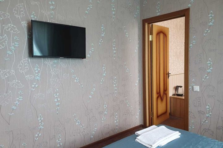 Room 8 of 46