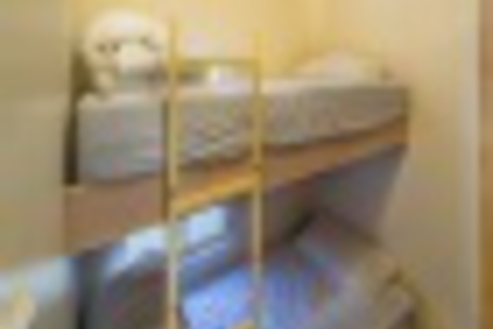 Room 243 of 792