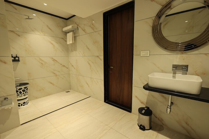 Room 60 of 75
