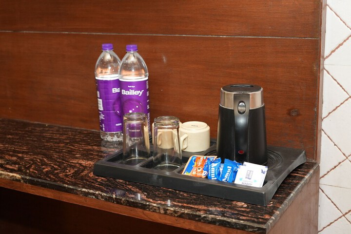 Breakfast/Coffee Service 32 of 99