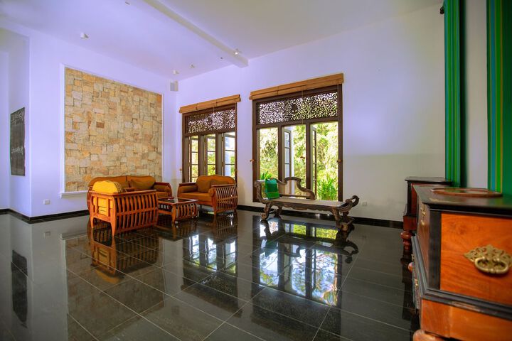 Lobby Photos
