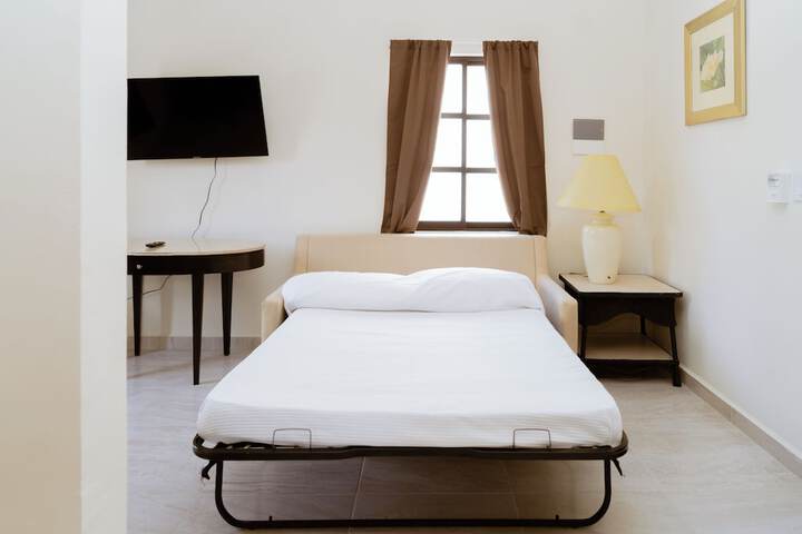 Room 17 of 22