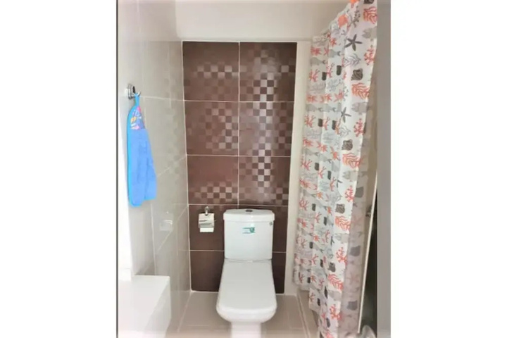 Room 7 of 14