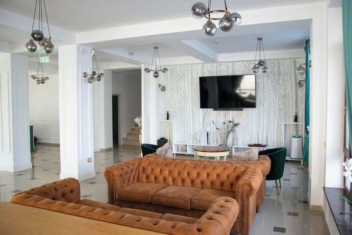 Hotel Interior 2 of 31