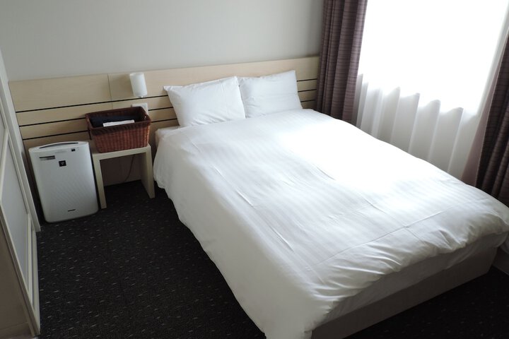 Room 5 of 43