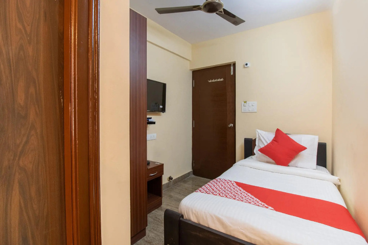 OYO 71638 HOTEL MULTITECH INN