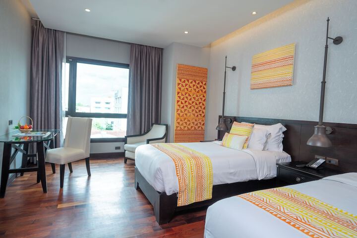 Room 27 of 125
