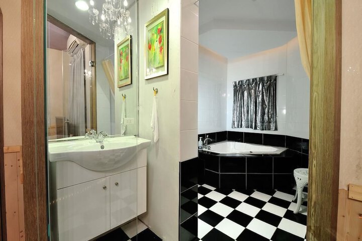 Bathroom Interior Photo