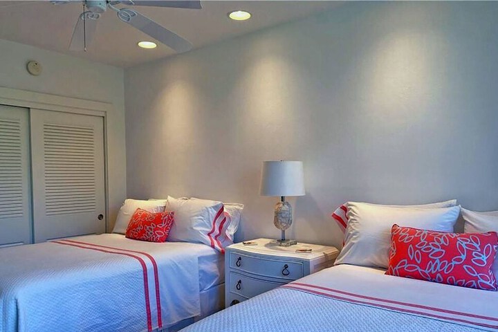 Room 4 of 64