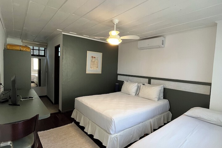 Room 22 of 115