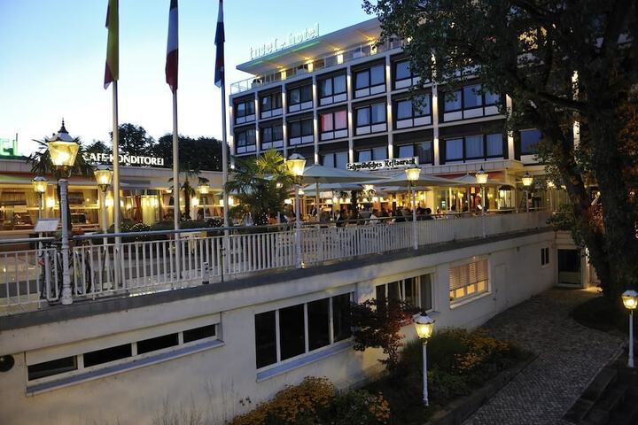 Hotel 52 of 58