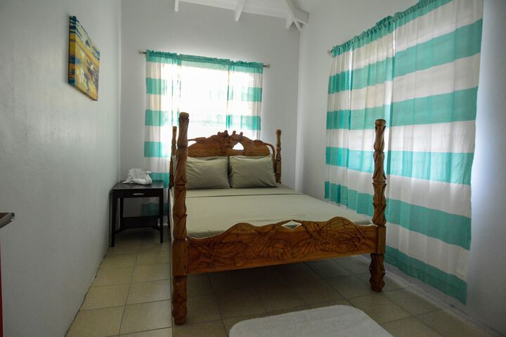 Room 4 of 55