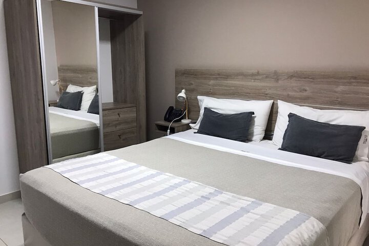 Room 4 of 29