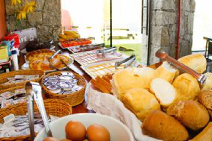 Breakfast/Coffee Service 6 of 31