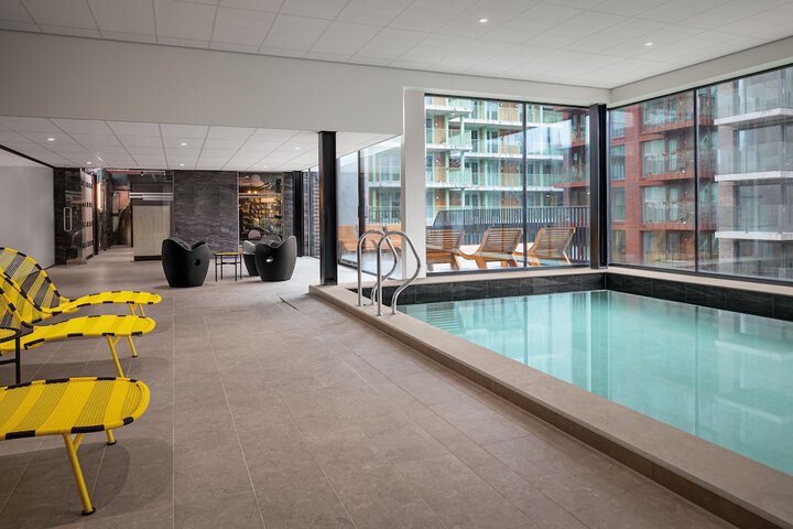 Pool 40 of 50