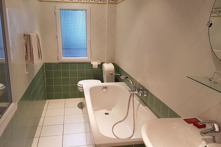 Bath Interior