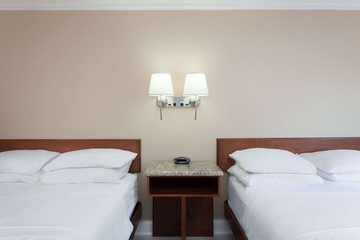 Room 5 of 21