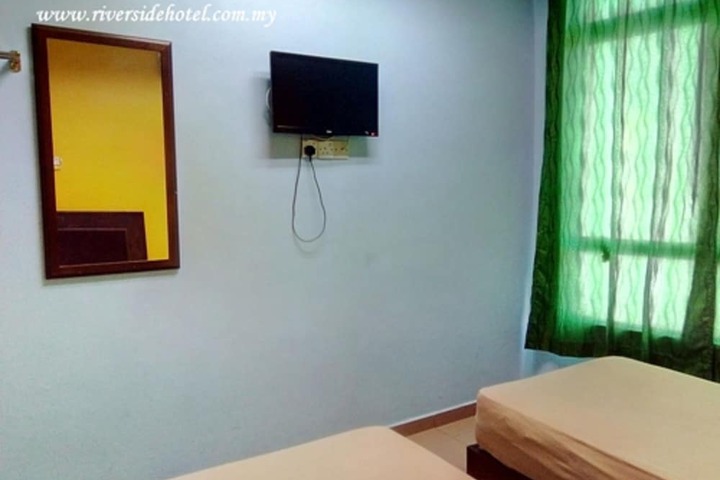 Room 15 of 28