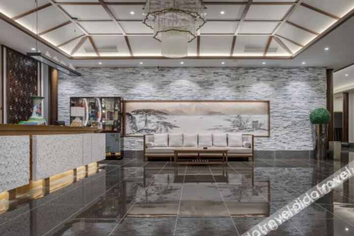 Hotel Interior 12 of 15
