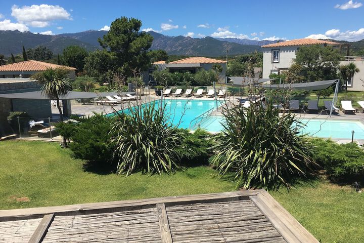 Pool 1 of 4