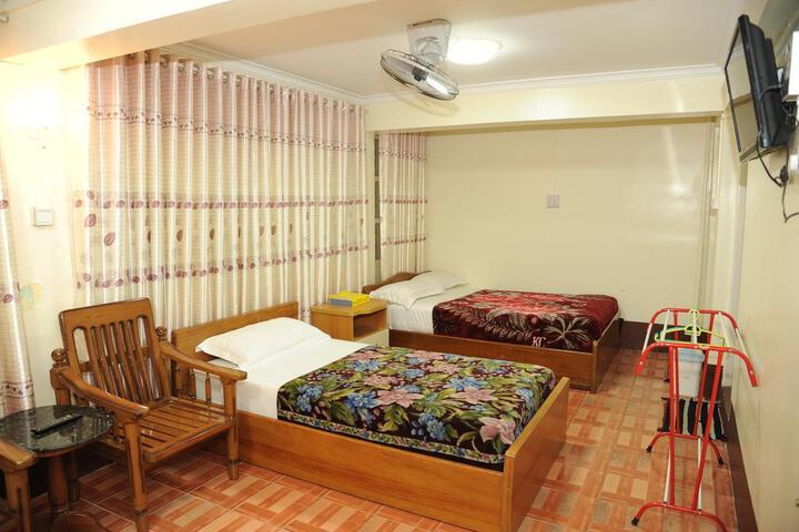 Room 1 of 6